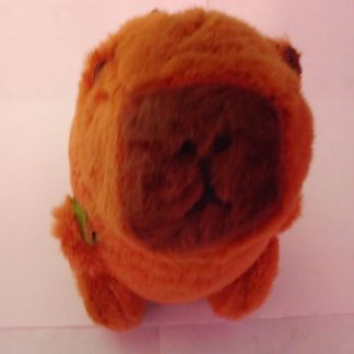 Peluche Capibara Suave “Happy Bara” (LLavero)                                                                                  peluche de capibara con acabado suave y diseño adorable. Ideal para regalo decoración o acompañamiento infantil agradable al tacto.