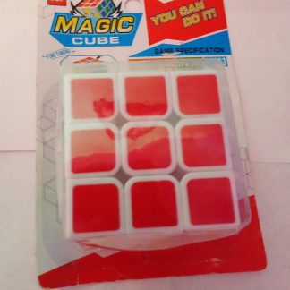 Cubo Mágico 3x3 Clásico                                                                                                               Cubo tipo Rubik para entretenimiento y desarrollo mental. Mejora la concentración y habilidad lógica. Ideal para niños y adultos.